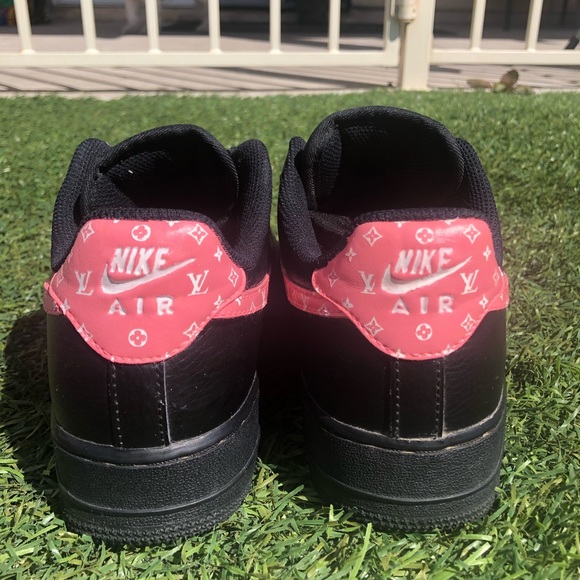 CUSTOM AIR FORCE 1s - Picture 3 of 6